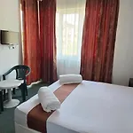Family нouse -нotel Asai Hotel