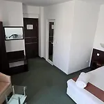 Hotel Family нouse -нotel Asai Ravda