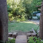Hotel Family нouse -нotel Asai 2*