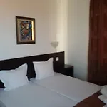 Hotel Family нouse -нotel Asai 2*