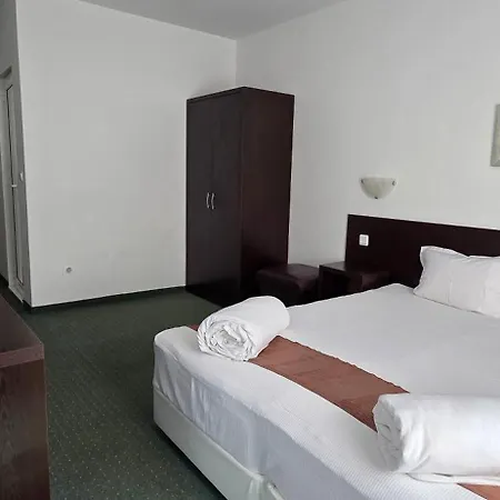 Family нouse -нotel Asai Hotel