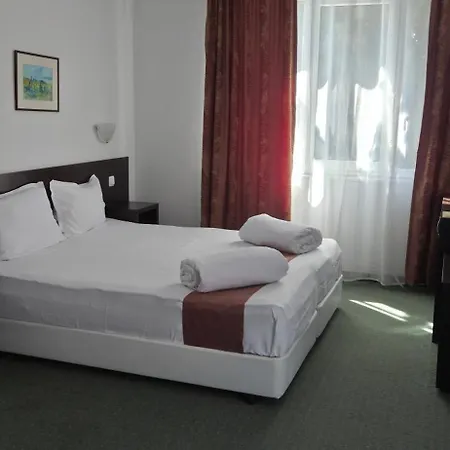Family нouse -нotel Asai