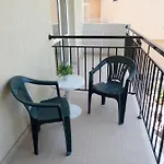 מלון Family нouse -нotel Asai