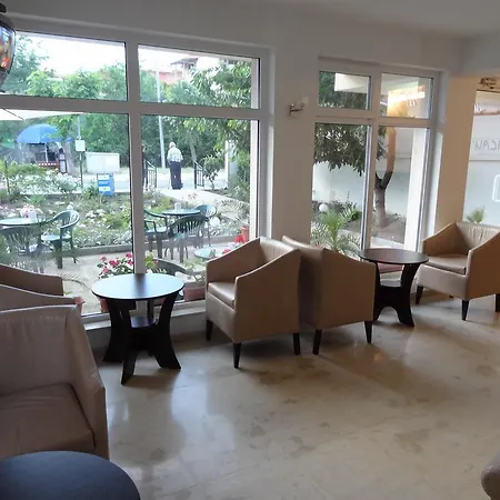 Family нouse -нotel Asai Otel