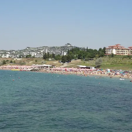 Otel Family нouse -нotel Asai Ravda