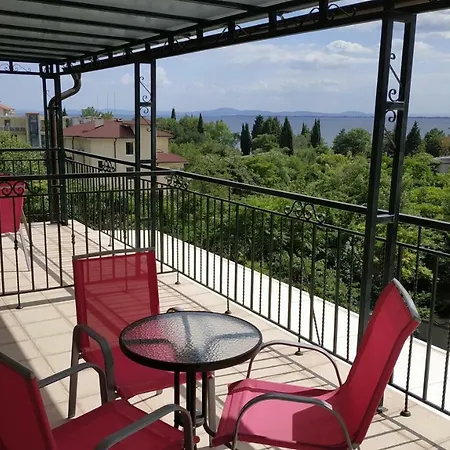 Otel Family нouse -нotel Asai Ravda
