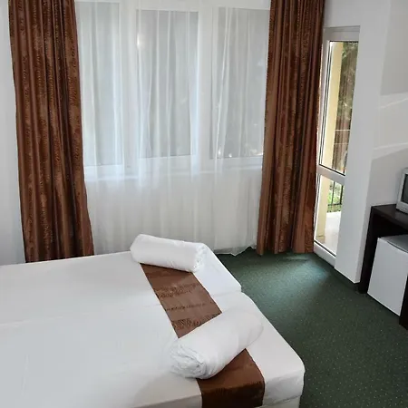 Otel Family нouse -нotel Asai Ravda